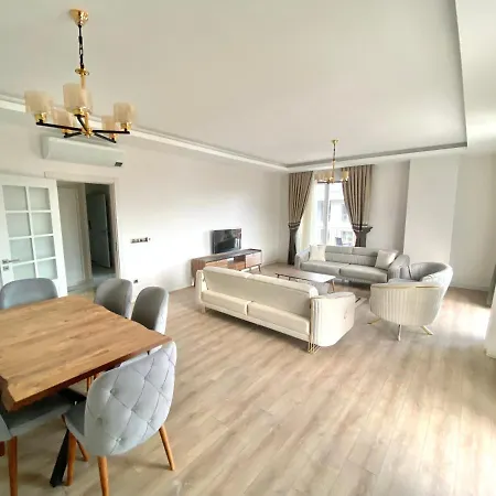 Olivera Suites *