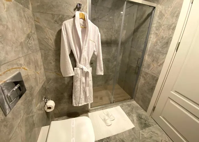 Olivera Suites فندق