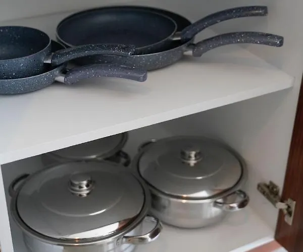 Olivera Suites فندق