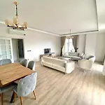 Olivera Suites *