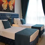 Olivera Suites ホテル *