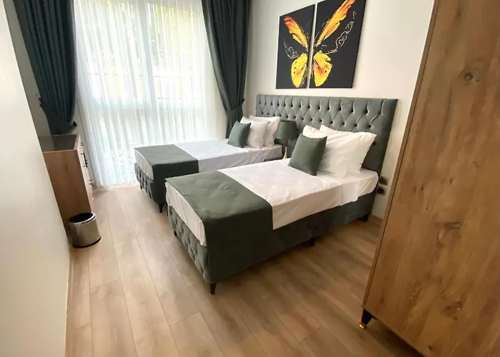 Отель Olivera Suites